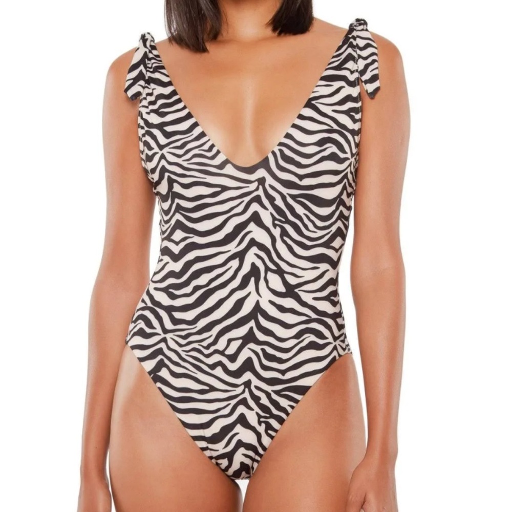 Social Standards by Sanctuary Black/Beige Deep V Neck One piece Swimsuit NWT